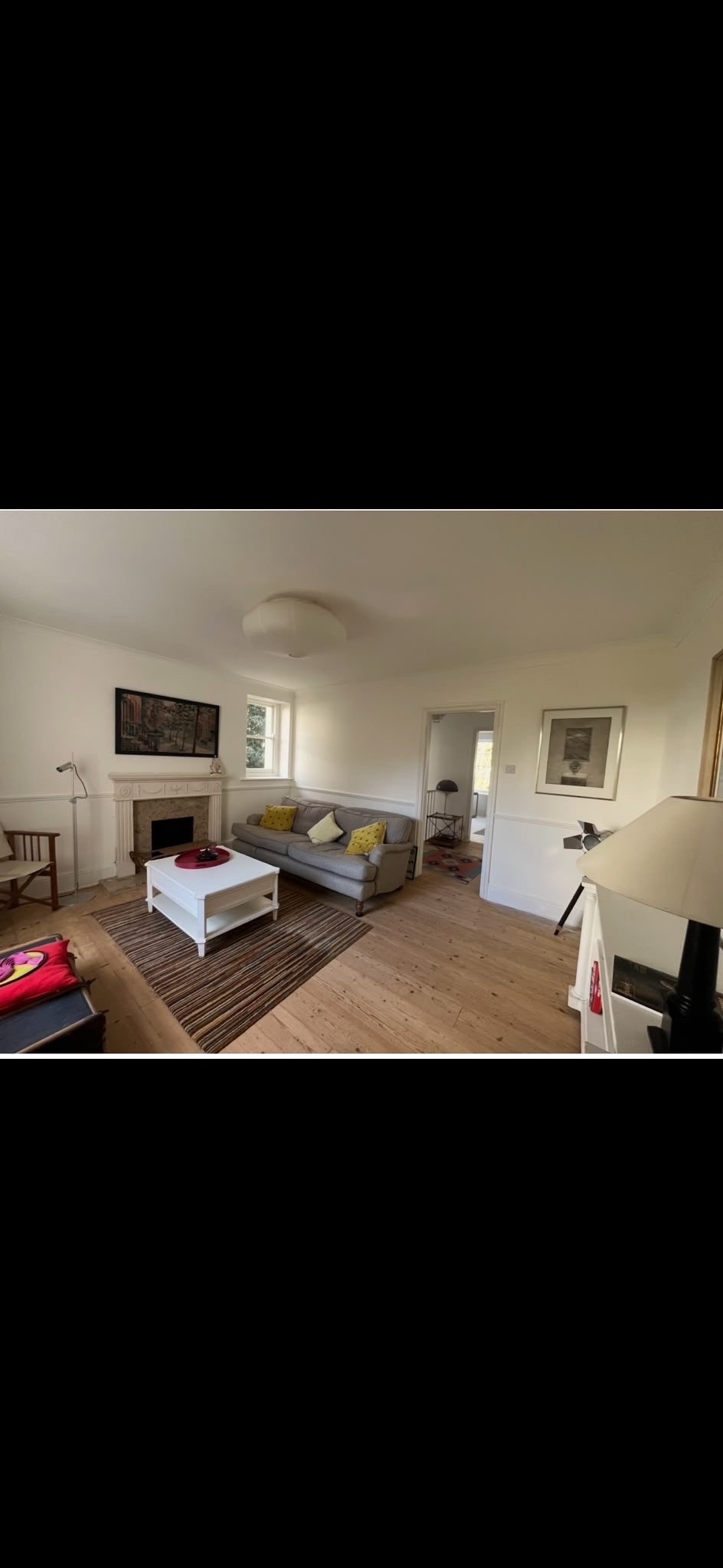 2-Bedroom Mews Cottage in Torquay with Parking and Patio