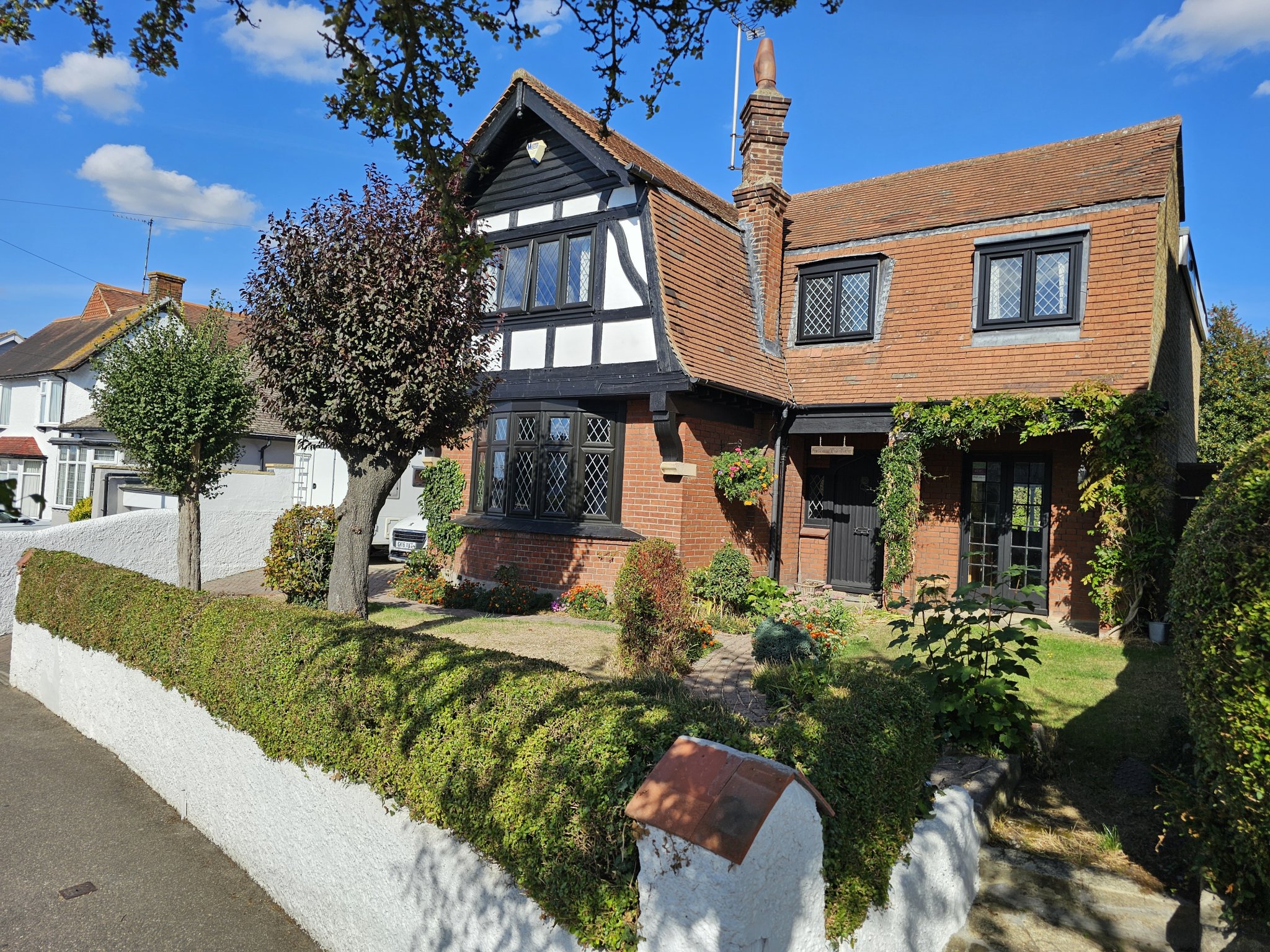 Charming 5 bedroom detached character property